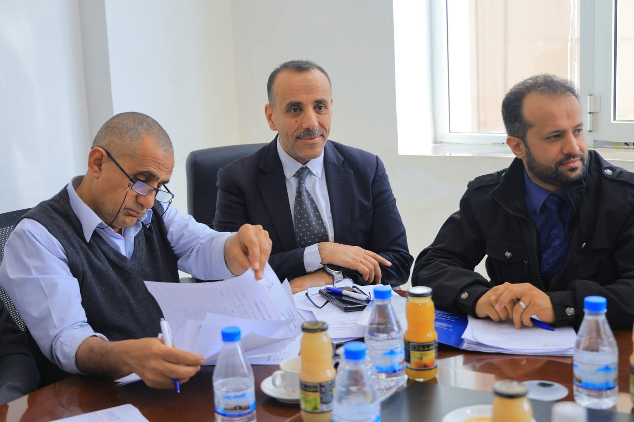 المجلس الأكاديمي بجامعة الرشيد الذكية يجدد التزامه بالجودة والابتكار ...